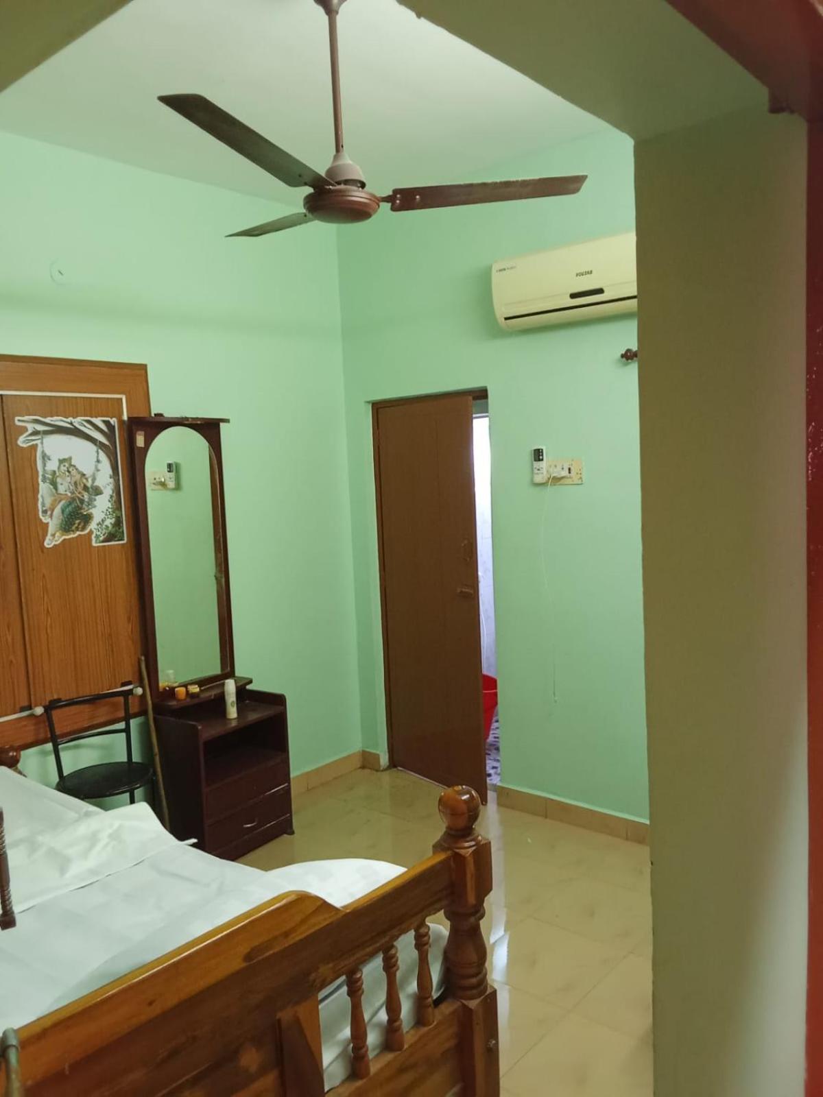 Om Sai Ram Home Stay Тируваннамалай Экстерьер фото